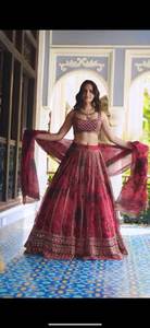 Lehenga Choli de haute qualité en organza brodé imprimé numériquement, séchage rapide, avec dupatta, couleur bordeaux, vêtements indiens et pakistanais - Product Image 5