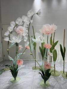 Fleur géante en papier organza personnalisée pour la décoration d'événements de mariage, décoration intérieure, art visuel, événement - Product Image 5