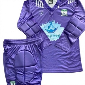 Maillot et short de gardien de but personnalisés à manches longues, rembourrés, en polyester 135 GSM, micro-mesh interlock, uniformes de gardien de but légers - Product Image 1