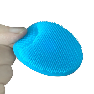 Brosse de lavage du <span class=keywords><strong>visage</strong></span> en <span class=keywords><strong>silicone</strong></span> petite avec ceinture <span class=keywords><strong>ventouse</strong></span> brosse de nettoyage en <span class=keywords><strong>silicone</strong></span> propre <span class=keywords><strong>visage</strong></span> corps brosse à saleté - Product Image 3