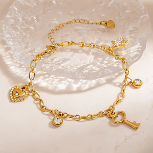 Fashion Charm <b>Bracelet</b> Gold Tone Heart Key Star Pendant Zinc Alloy Jewelry Gift for Women - Product Image 1