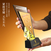 Trophées d'étoiles en cristal de haute qualité personnalisés Prix de billard personnalisé avec base noire Médailles et plaques de qualité supérieure