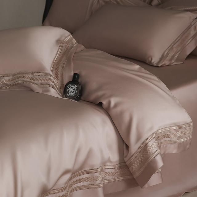 Luxury Hotel Quality 100% Cotton Embroidered Plant Pattern Super King Duvet Cover Set Multiple Colors 300 Thread Count Bed Linen