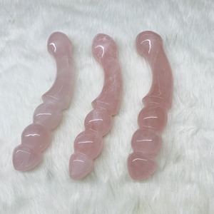 惊人的宝石玫瑰石英水晶魔杖刮沙女性，水晶针灸按摩棒光滑边缘 - Product Image 3