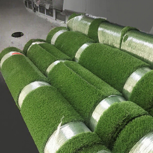 Panel de Césped Artificial para Pared, Valla Verde Sintética para Exteriores, Duradera, Anti-UV, Diseño Moderno - Product Image 4