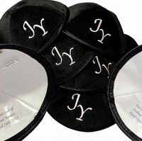 Kippa en velours noir personnalisée avec broderie monogramme blanche, étiquette intérieure personnalisée, Kippot, cadeaux Judaïca pour Bar Mitzvah