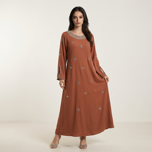 Abaya Modeste Ornée pour Femme, Longue, Coupe Ample, Idéale pour les Occasions Spéciales, Commande en Gros - Product Image 1