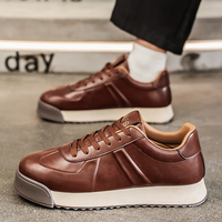 NOUVEAU Chaussures décontractées et baskets anti-odeur de haute qualité pour hommes, style plat à lacets, prix bas, marron, pour la marche, collection 2025