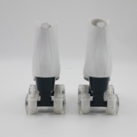 Patins à roulettes rétro esthétiques blancs, patins à roulettes respirants à tige haute avec roues lumineuses pour l'extérieur et l'intérieur