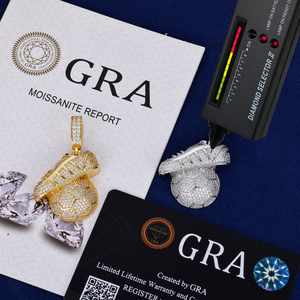 Colgante de Plata de Ley 925 con Moissanita VVS Iced Out, Diseño de Zapatilla de Fútbol, Joyería Deportiva Hip Hop, Amuleto para Regalo de Hombre, Venta al por Mayor - Product Image 2