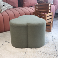 Pouf personnalisé en forme de fleur Mobilier de chambre à coucher pour la maison Dressing Makeup Pouf Repose-pieds Tabouret de canapé