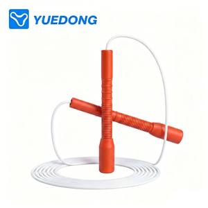 YUEDONG <span class=keywords><strong>Corda</strong></span> per Saltare Rivestita in PVC Anti-Groviglio per Allenamento Cardio, Brucia Grassi e Sviluppo Muscolare - Product Image 1