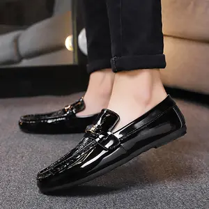 Großhandel Freizeitschuhe Herren schwarze Farbe Haushalt Aufzug-Hausschuhe Kunstleder-Schuhe Herren-Schuhe Loafers