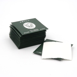 Paño de Limpieza y Pulido de <span class=keywords><strong>Plata</strong></span> 925 RoyalRoad de 8x8 cm con Logotipo Personalizado para Limpiadores y Pulidores de Joyas, Modelo 17123005 - Product Image 1