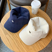 Elegante Cappellino da Baseball con Ricamo Orso, Protezione Solare, Traspirante, Regolabile, Ideale per Uso Casual, Unisex per Uomini e Donne