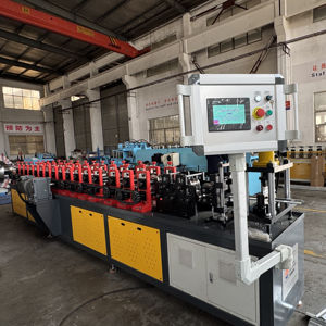 Роликовые жалюзи в европейском стиле, машина для Формовки Профилей гаражных ворот, оцинкованная металлическая рулонная машина для формовки рулонов - Product Image 1