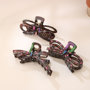 Vente en gros BELLEWORLD en stock, nouveaux bijoux à la mode, accessoires pour <span class=keywords><strong>cheveux</strong></span>, pinces à <span class=keywords><strong>cheveux</strong></span> <span class=keywords><strong>Xxl</strong></span>, pinces à griffes avec nœud en forme de cœur jumbo pour femmes - Product Image 5