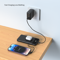 Power Bank Multifungsi 10000mAh dengan Pengisian Daya Nirkabel, Kabel Terintegrasi, dan Desain Colokan Global