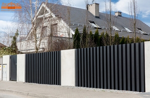 รั้วอลูมิเนียมสำหรับกลางแจ้ง <span class=keywords><strong>ราคา</strong></span>โรงงาน Foshan รั้วแนวตั้งสำหรับสวน รั้วขอบเขต <span class=keywords><strong>ราคา</strong></span>ประหยัด รั้วสำหรับสนาม - Product Image 3