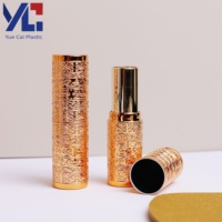 Tube à lèvres personnalisé Yuecai, gaufré 3D, motif floral, vide, finition or électroplaqué, luxueux, rond, pour baume à lèvres