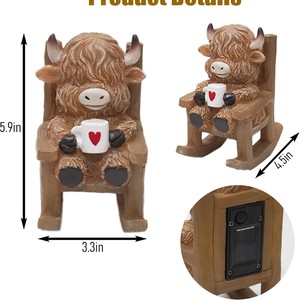 Estatua de Vaca Highland en Silla Mecedora, Luz Solar de Resina para Jardín, 8.38x11.43x14.99 cm, Decoración para Exteriores - Product Image 3
