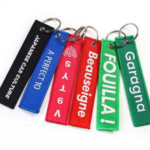 Porte-clés en tissu avec logo personnalisé Porte-clés brodé double face avec écusson et cadeau promotionnel - Product Image 1