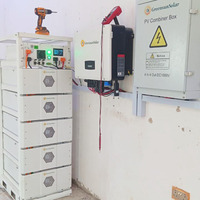 Batterie haute tension 50 kWh 60 kWh LiFePO4 Batterie au lithium 100 kWh 200 kWh pour système de stockage d'énergie domestique
