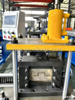 Machine de profilage de quincaillerie de plafond à profilé en U, à commande PLC, avec moteur à engrenages, pour la fabrication de poutrelles en acier pour ossatures.