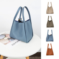Sac seau d'été fait main en cuir pleine fleur avec fermeture magnétique - Matériau en cuir véritable pour la simplicité urbaine des femmes