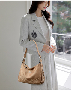 Nuevo Bolso Bandolera de Moda, Gran Capacidad, de Cuero PU Suave, Bolso de Mano para Mujer, Diseño de Lujo - Product Image 2