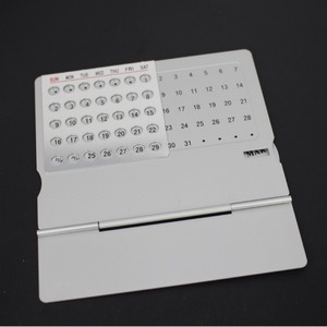 Regali di souvenir promozionali di lusso aziendale per il fornitore di metallo medicale calendario da tavolo perpetuo in lega di alluminio creativo personalizzato - Product Image 5