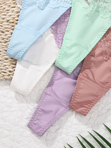 กางเกงในลูกไม้ผู้หญิงแบบซีทรูลายดอกไม้ เอวกลาง สีสันหลากหลาย สวมใส่สบาย ขายดี - Product Image 5