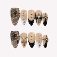 Offre Spéciale – Faux Ongles à Presser en Acrylique Style Punk Alternatif, Base Nude, Dentelle Noire, Chaîne Croisée, Breloque Argentée, Forme Amande – Lot de 10 Pièces en Gros