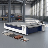 Machine de découpe industrielle entièrement automatique à couteau oscillant CNC avec écran tactile pour la fabrication de cuir/vêtements/sacs