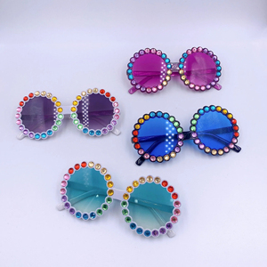Lunettes de soleil rondes en gros, colorées, avec strass, monture PC, verres AC UV400, style dessin animé, pour enfants, animaux de compagnie, cadeaux d'anniversaire, usage en boutique - Product Image 2