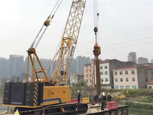 Las Mejores Marcas Chinas maquinaria de elevación 180Ton grúa sobre orugas móvil XGC180 para gran oferta - Product Image 4