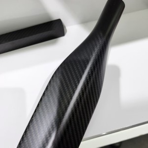 Tube de pêche en carbone durable résistant à l'eau salée et à faible entretien pour les pêcheurs de tous niveaux - Product Image 5