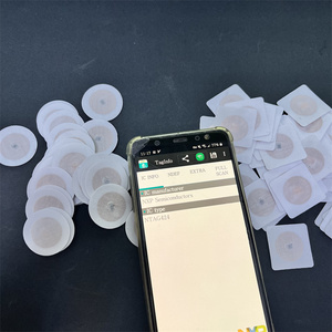 Étiquette de maillot de <span class=keywords><strong>football</strong></span> NFC fer direct sur étiquette autocollante à puce NFC lavable pour vêtements d'équipe sportive - Product Image 4