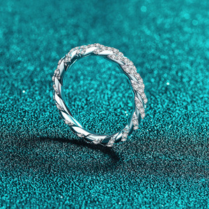 Anillos de corte redondo de joyería fina de banda eterna de moissanita de Plata de Ley 925 al por mayor para mujer - Product Image 3