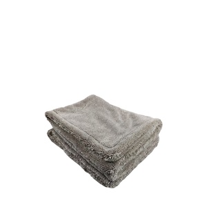 Toalla <span class=keywords><strong>de</strong></span> Microfibra <span class=keywords><strong>de</strong></span> Alta Calidad y Versatilidad <span class=keywords><strong>de</strong></span> 1200GSM, Altamente Absorbente y Sin Decoloración, para Detallado y Limpieza <span class=keywords><strong>de</strong></span> Automóviles - Product Image 1