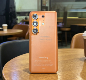 Camon50 pro หน้าจอโค้งรุ่นล่าสุด 16GB+512GB รองรับสองซิมแบบ Dual Standby พร้อมระบบสแกนลายนิ้วมือบนใบหน้า โทรศัพท์สำหรับธุรกิจ - Product Image 1