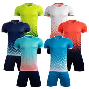 サッカージャージ100% ポリエステルライトブルー - Product Image 1