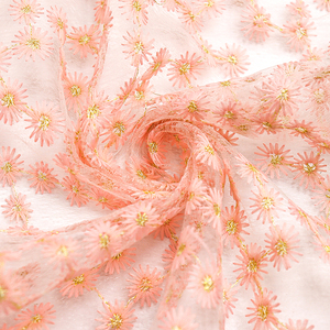 Chine vente chaude brodé 3d dentelle tissu marguerite indien tissus brodés pour vêtements pour enfants - Product Image 2