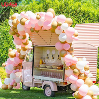 Camion-bar mobile vintage à trois roues, tricycle, tuk-tuk, pour la vente de bière, de champagne, de vin, chariots de mariage