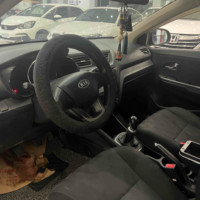 Meilleur prix, voiture d'occasion en bon état, Kia K2 2012, berline, 1.4L, MT, GLS, édition anniversaire, adaptée aux trajets quotidiens, prête pour l'expédition