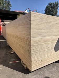 Wholesale Solid 18mm White Melamine Veneer Furniture Wardrobe Wood Plank Paint-Free Laminated <strong>HDF</strong> <strong>MDF</strong> <strong>Board</strong> 18mm Solid Wood - Product Image 6