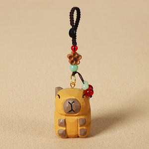 سلسلة مفاتيح كابيبارا خشبية منحوتة من الخرز حيوانات كرتونية خشبية دمية كابيبارا قلادة بحبل منسوج هدايا حلقة مفاتيح سيارة كاواي - Product Image 3