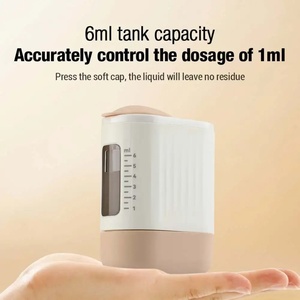 Portable 2 in 1 <b>Scalp</b> Oil Application <b>Massager</b> Waterproof Handheld Hair Growth Comb <b>Scalp</b> <b>Massager</b> for Hair Growth - Product Image 3