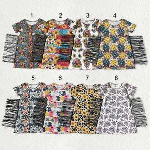 Vestido con flecos estilo western para niñas pequeñas, manga corta, estampado de vaca, leopardo y girasol, corte en A con borlas - Product Image 1