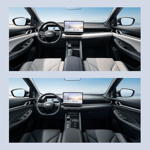 Véhicule à essence Geely Coolray 1.5TD Turbo Superpower, faible consommation de carburant, 5 portes, 5 places, grand espace, SUV familial - Product Image 3